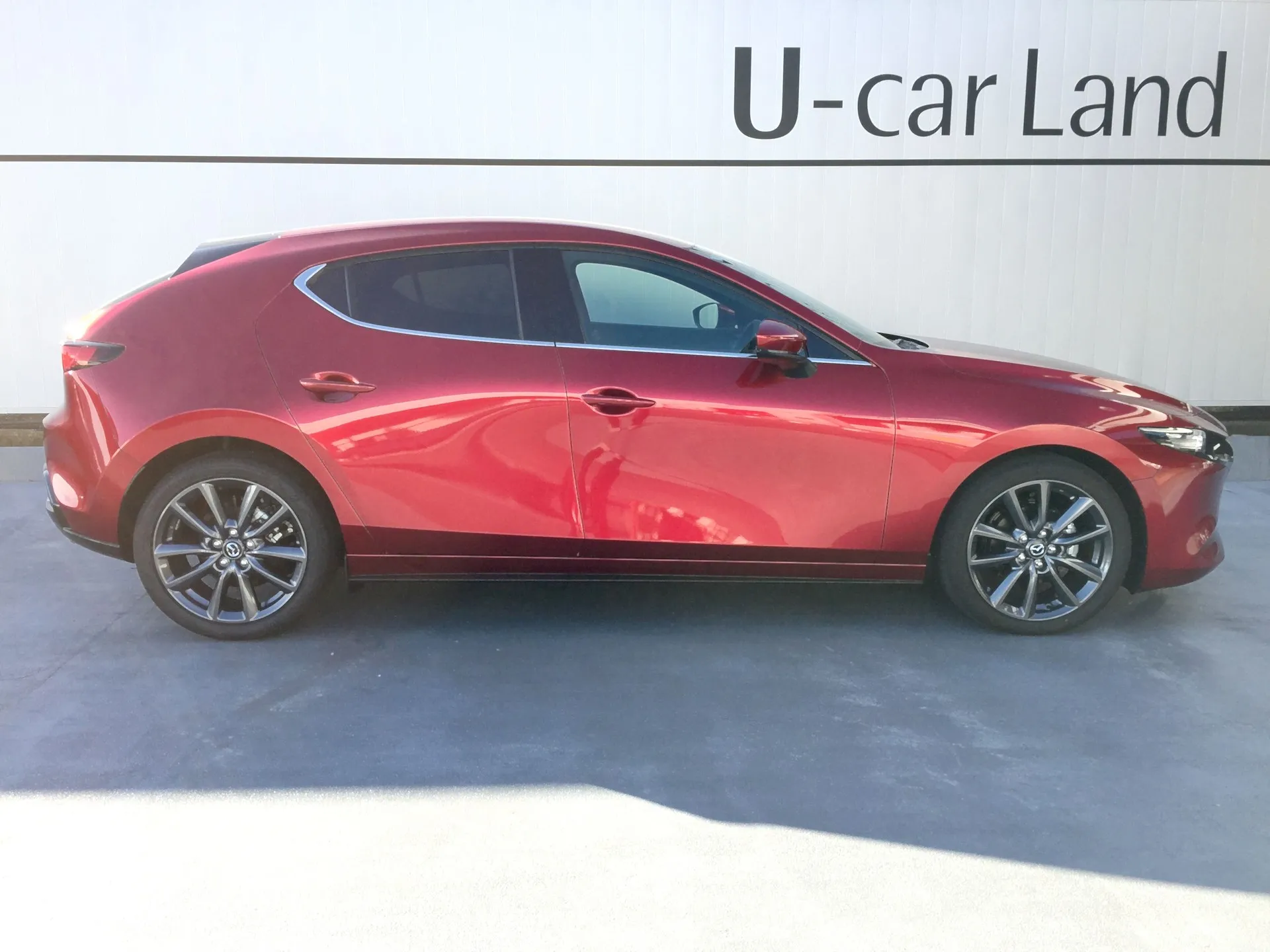 🚗✨ 試乗車UPのMAZDA3 15S Touringをご紹...