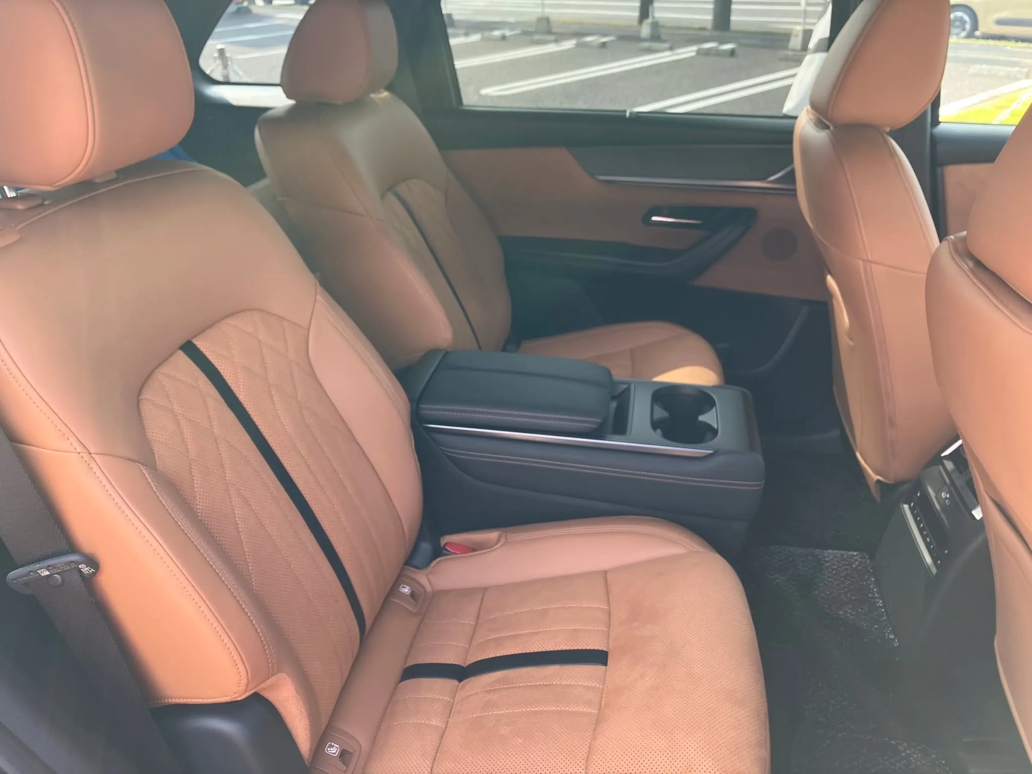 🚘 新展示車のご案内 🚘