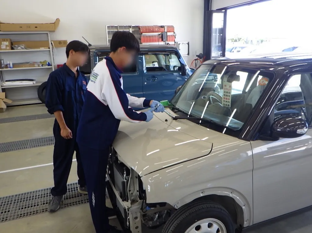 🌼インターンシップで 稲生高校から4名の生徒さん が来てくれ...