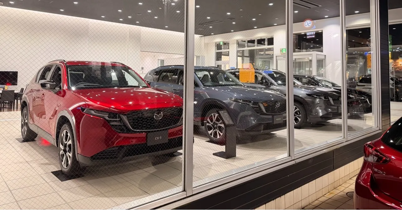 🚗✨ ショールームを模様替えしました!✨
